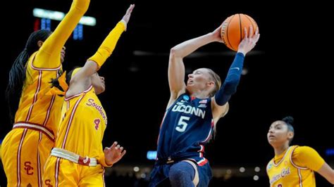 uconn vs usc score live